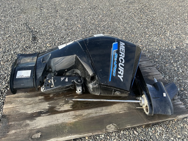 Mercury 225 Outboard Motor