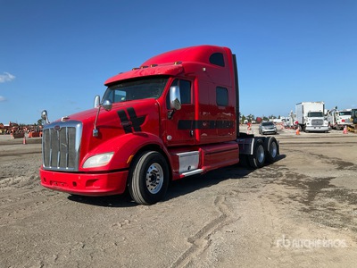 2014 Peterbilt 587 6x4 Sleeper Truck Tractor