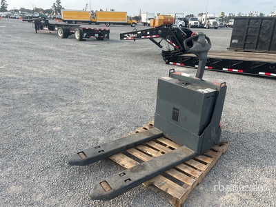 Toyota 8HBW23 Electric Palettenheber