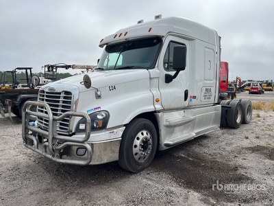 2017 Freightliner Cascadia 125 6x4 Tracteur Routier Couchette