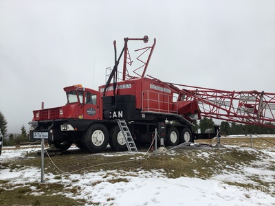 1982 American 7530 8x4 Lattice-Boom Truck Crane (Inoperable)