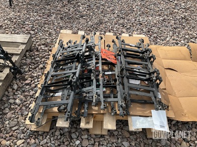 (15) National Ordnance Automotive 12288531 Battery Retainers