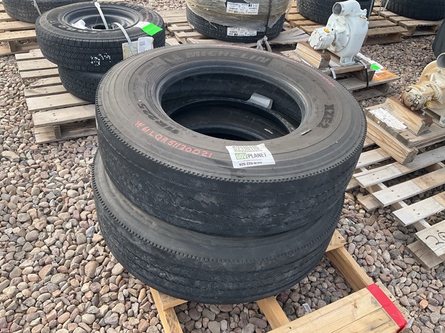 (2) Michelin 11R22.5 Tires