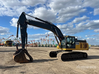 2017 John Deere 350G LC Kettenbagger