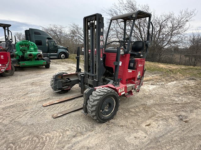 2015 Moffett M55 5500 lb 3x3 Truck Mounted Forklift