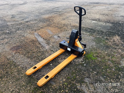 2016 2200 lb Pallet Jack