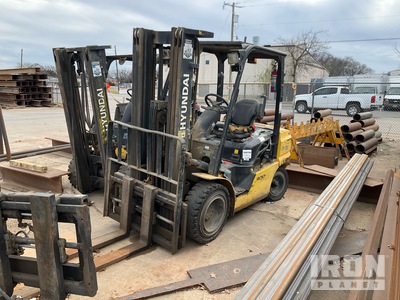 2017 (unverified) Hyundai 30D-9 5590 lb Forklift