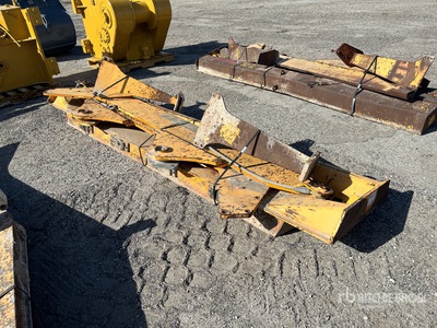 Volvo A40G Tail Gate Varios