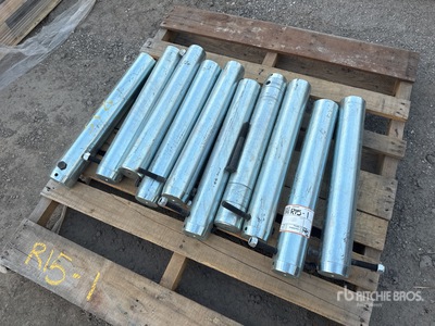 Quantity of (10) 2025 HW 80 mm X 545 mm Bucket Pins بنود متنوعة - قطع المعدات (Unused)