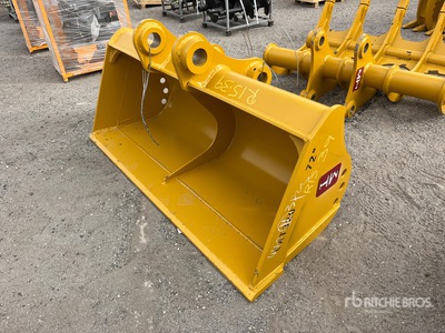 2025 HW BKT32072CLN 72 in Cleanup Graafmachine Bak - Fits CAT 320 (Unused)