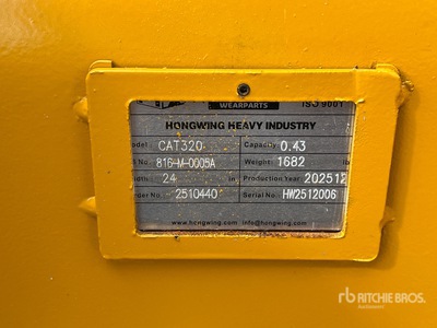 2025 HW BKT32024HDRIP 24 in Ripping دلو حفارة (Unused)