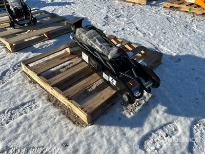 2026 GIYI GY-XJ5T 12 in Hydraulic Excavator Thumb (Unused)