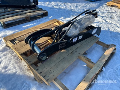 2026 GIYI GY-XJ7T 14 in Hydraulic Excavator Thumb (Unused)