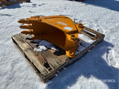 2026 GIYI GY-BK 12 in Digging Excavator Bucket - Fits Cat 307 (Unused)