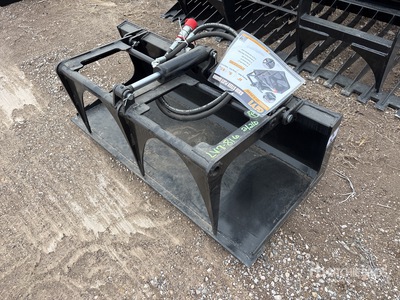2026 GIYI GY-X PG44 44 in Mini Skid Steer Grapple Bucket (Unused)