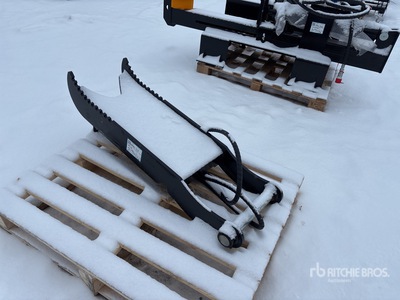 2025 GIYI GY-XJ7T 46 in Hydraulic Excavator Thumb (Unused)