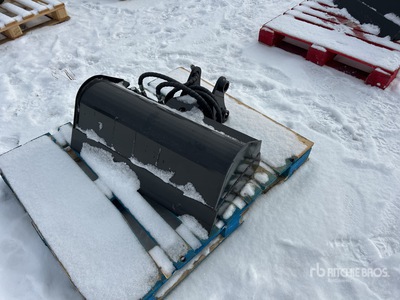 2025 GIYI GY-D3T 32 in Hydraulic Tilting Excavator Bucket (Unused)