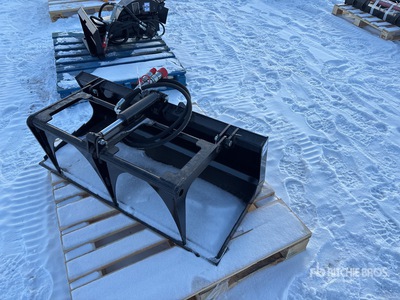 2026 GIYI GY-X PG44 44 in Q/C Mini スキッドステア用グラップル (Unused)