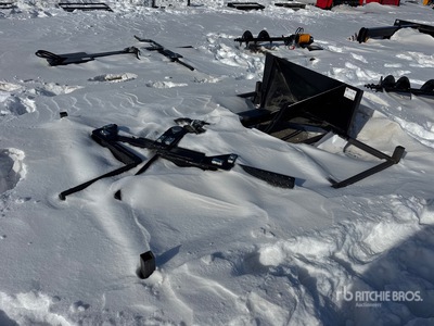 2026 GIYI GY-STL75 75 in Skid Steer Tire Lifter (Unused)