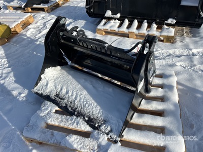 2025 GIYI GY-XKH39 38 in Multi-Purpose Skid Steer Bucket (Unused)