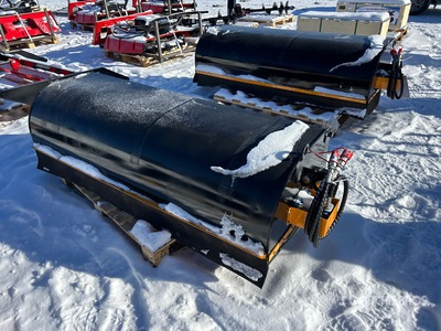 2025 GIYI GY-BS72 72 in Skid Steer Sweeper (Unused)