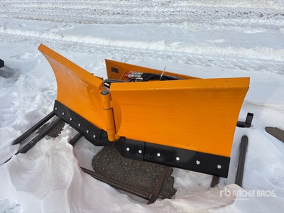 2026 GIYI GY-VSB74 74 in Skid Steer Snow Blade (Unused)
