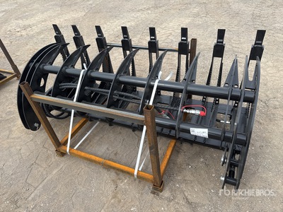 2026 GIYI GY-CLG72 72 in Skid Steer Grapple - Fits GIYI CLG72 (Unused)