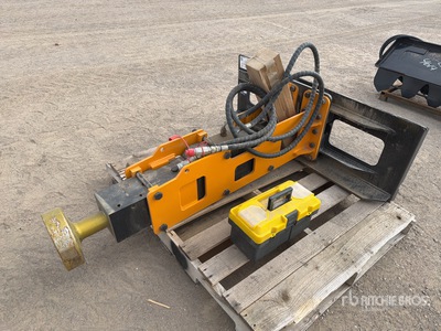 2026 GIYI GY-D680 Hincapostes para Minicargadora - Fits pile hammer d680 (Unused)