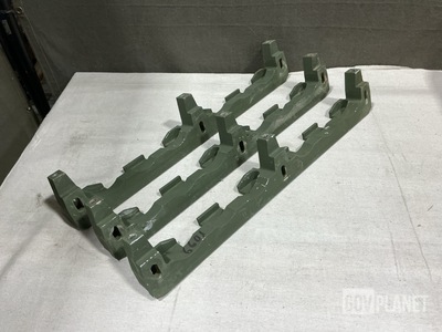 (3) General Dynamics 10059283 Battery Retainers