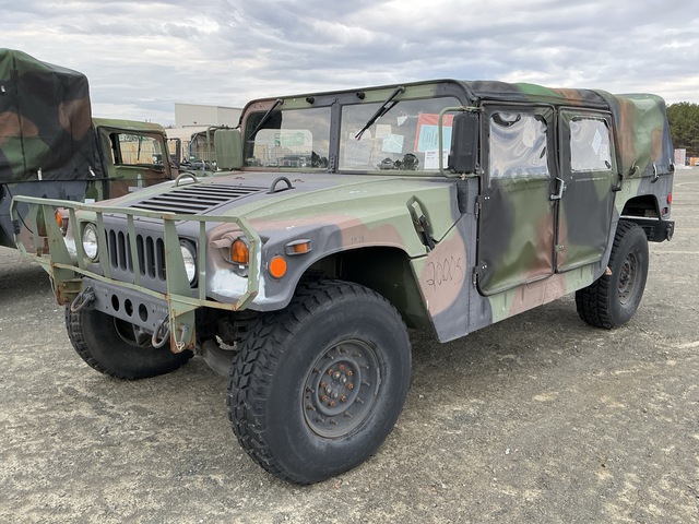 1989 AM General M1097R1 HMMWV 4 Door Soft Top w/Truck Body