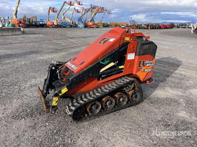 2019 Ditch Witch SK800 Mini Chargeuse sur rails compacte
