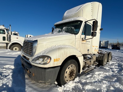 2006 Freightliner Columbia 120 6x4 T/A Day Cab Truck Tractor (Inoperable)