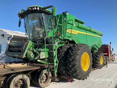 2021 John Deere X9 1100 Combine Harvester