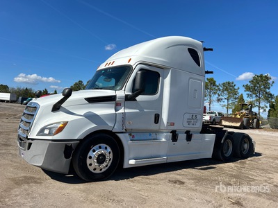2018 Freightliner Cascadia 126 Sleeper Prime Mover
