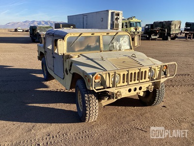 2006 AM General M1097R1 HMMWV 4 Door Soft Top w/Truck Body