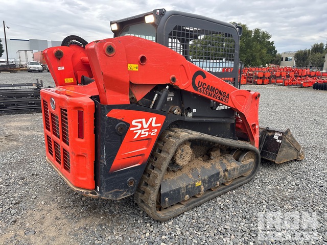 MINI CARGADOR SOBRE ORUGAS 2024 KUBOTA SVL752