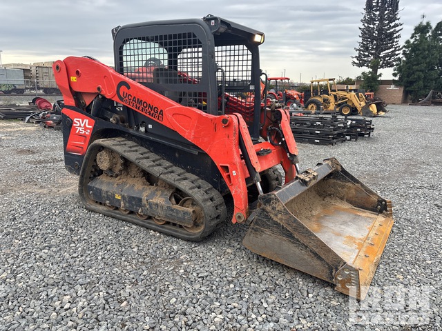 MINI CARGADOR SOBRE ORUGAS 2024 KUBOTA SVL752
