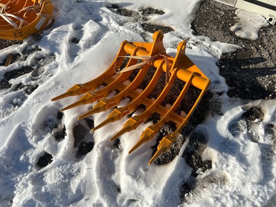 2026 GIYI 32 in Rastrillo para excavadora - Fits Cat 305 (Unused)