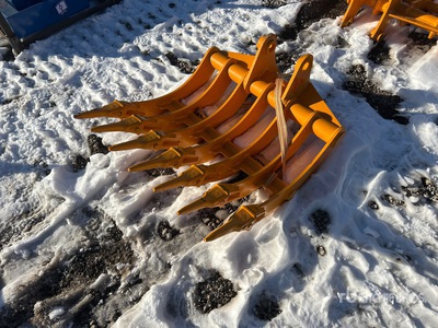 2026 GIYI 32 in Rastrillo para excavadora - Fits Cat 305 (Unused)