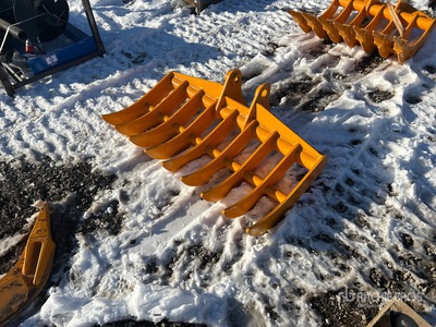 2026 GIYI 44 in Rastrillo para excavadora - Fits Cat 305 (Unused)