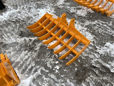 2026 GIYI 44 in مشط الحفارة - Fits Cat 305 (Unused)