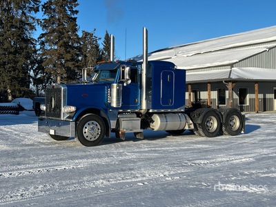 2015 Peterbilt 389 6x4 T/A Slaapcabine Trekker