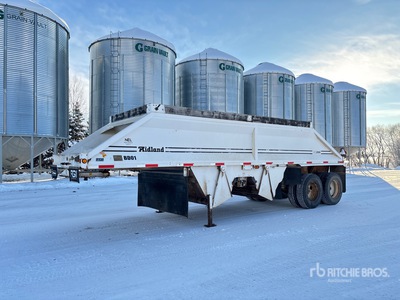 2006 Midland MG29MX2000 29 ft T/A strooi aanhangwagen