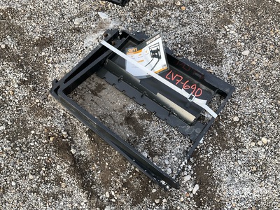 2026 GIYI GY-DHC 30 in Mini Skid Steer Forks (Unused)