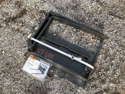 2026 GIYI GY-XHC 30 in Mini Skid Steer Forks (Unused)