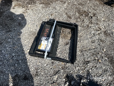 2026 GIYI GY-XHC 30 in Mini Forche per mini pala (Unused)