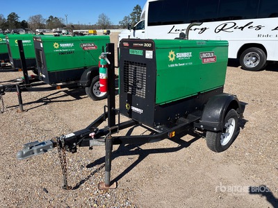 2018 Lincoln Vantage 300 300 A Mobile Multi-Process Engine Driven Welder