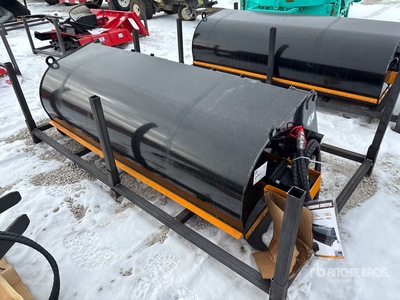 2026 GIYI GY-BS72 72 in Closed Skid Steer Sweeper - Fits Skid Steer Loader (Unused)