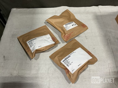 (8) Honeywell 3881222-1 Hydraulic Covers