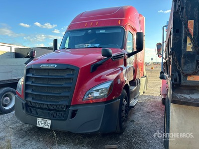 2020 Freightliner Cascadia 126 6x4 T/A Sleeper Truck Tractor